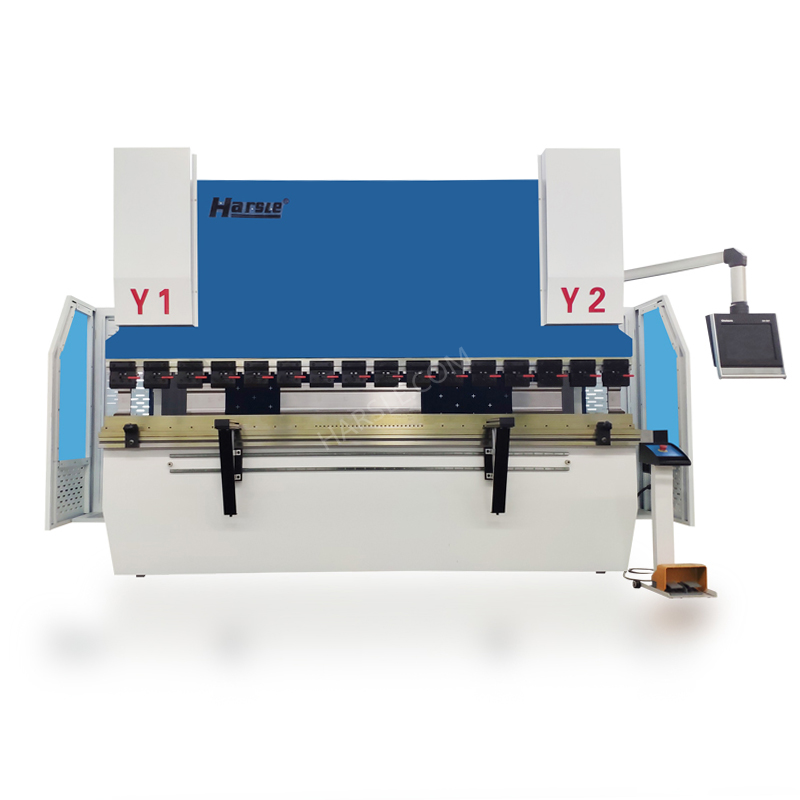 የ CNC የፕሬስ ፕሬስ ከሌላ የፕሬስ ፍሬም ጋር